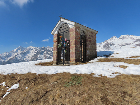 PIANI DELL’AVARO innevati e baciati dal sole ad anello il 27 febbraio 2026 - FOTOGALLERY